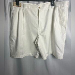 Roundtree & Yorke Shorts Mens 42 Chino Khaki White Golf Caribbean Linen Golf NWT